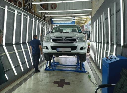 عکس کارشناسی رنگ خودرو پرتویی