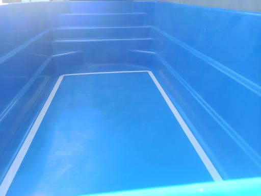 عکس تولید استخرهای فایبرگلاس گیلداب