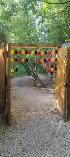 عکس مجتمع تفریحی نگین سربست