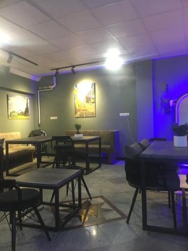 عکس کافه ونگوگ