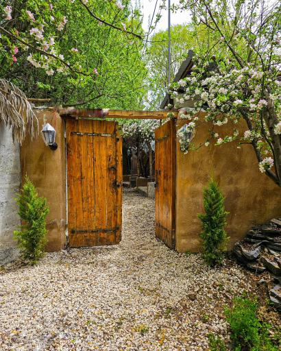 عکس مجتمع تفریحی نگین سربست