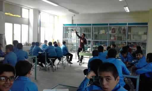 عکس مدرسه راهنمایی ایثار