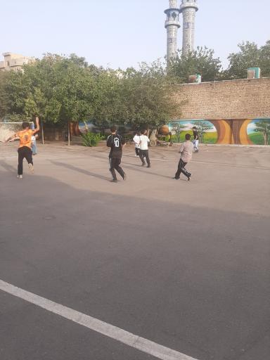 عکس مدرسه راهنمایی ایثار