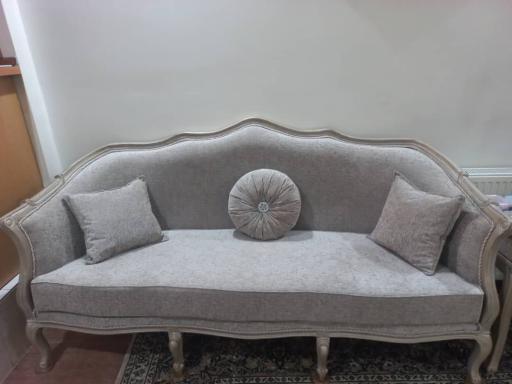 عکس کارگاه تعمیرات مبل مسلمی