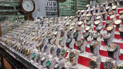 ساعت صدرالدین