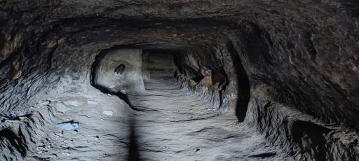 عکس غارهای تاریخی دستکند کنزق