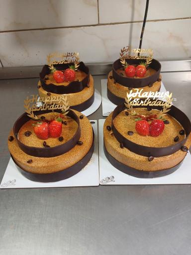 عکس شیرینی سرای تاتلی