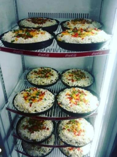 عکس پیتزا ساندویچی گلها