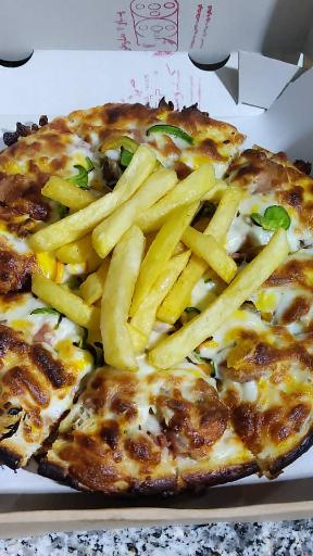 عکس پیتزا ساندویچی گلها