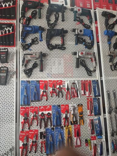 عکس رنگ و ابزار کریمی