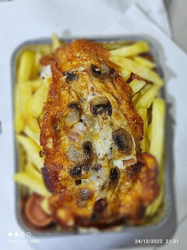 عکس پیتزا ساندویچی گلها