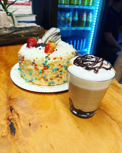 عکس کافه یاس