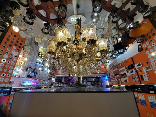 عکس بازار برق یزد