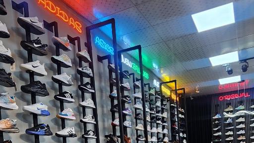 عکس فروشگاه ساساری