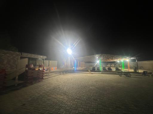 عکس شهر بازی کودک و شاهنامه