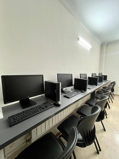 عکس آموزشگاه کامپیوتر طلوع شمس شعبه 3