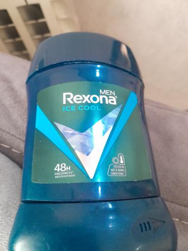 عکس فروشگاه آرایشی و بهداشتی