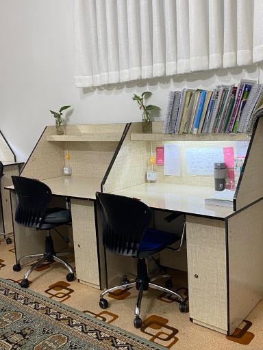عکس سالن مطالعه مسیر سبز 