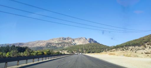 عکس دریاچه دشت ارژن