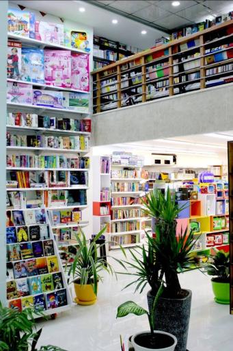 عکس کتابفروشی رشد