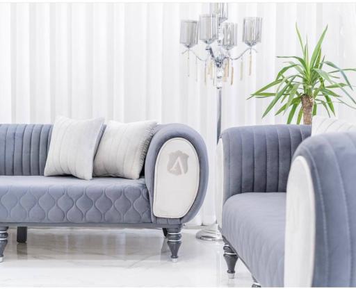 عکس مبل کوچک بهنمیر