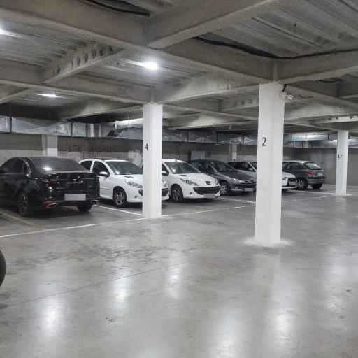 عکس پارکینگ عمومی تهرانپارس