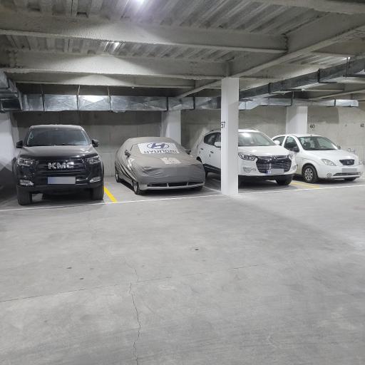 عکس پارکینگ عمومی تهرانپارس