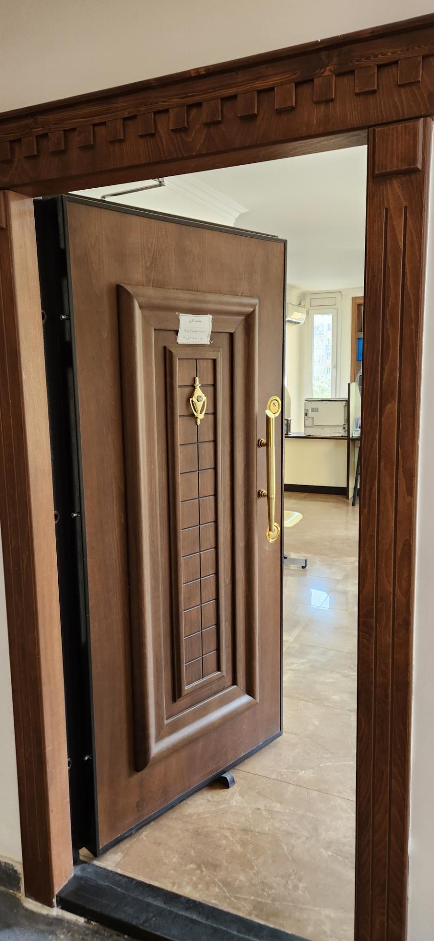 عکس پلیس+10 فرمانیه