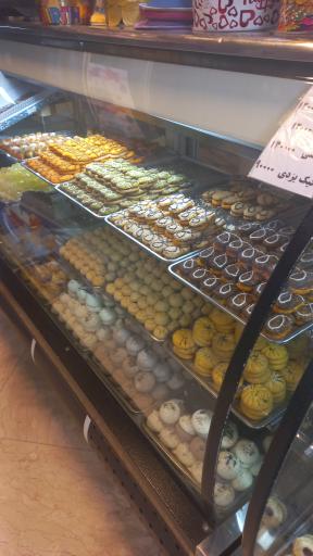 عکس شیرینی سرای سرخوش