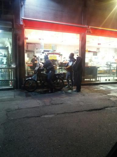 بستنی اکبر مشدی