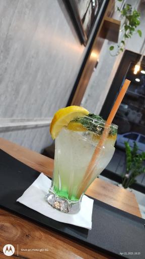 کافه ماه جان