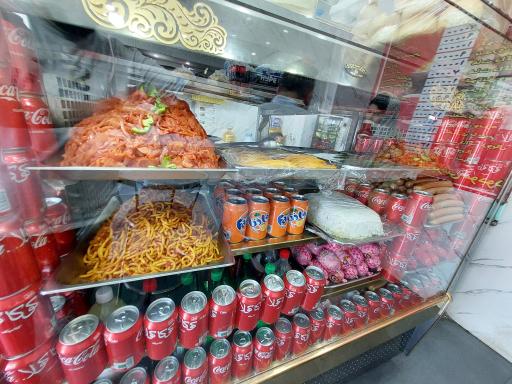 عکس ساندویچی ویژه تهران (فلافل بندری ماکارونی)