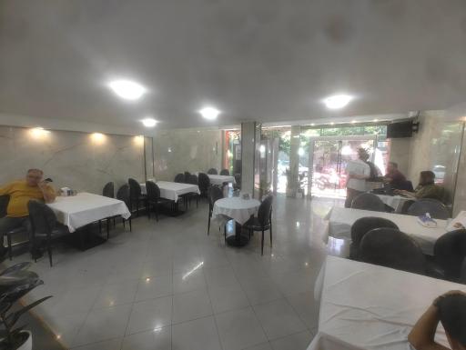 عکس کبابسرای آقاجون