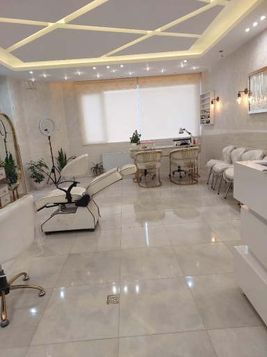 عکس سالن زیبایی ماهسو