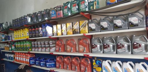 عکس اتوسرویس کریم پور (استقلال)