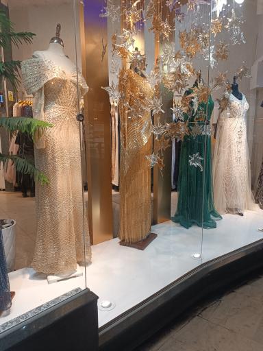 لباس زنانه وندا