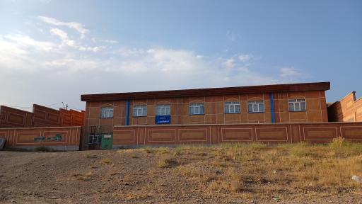 عکس دبیرستان پسرانه ١٧ شهریور نیر