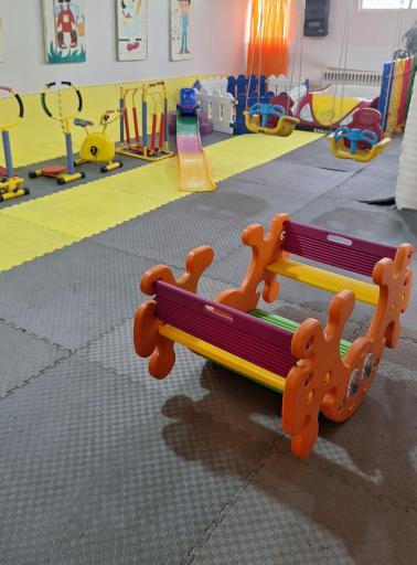 عکس کودکستان فربد