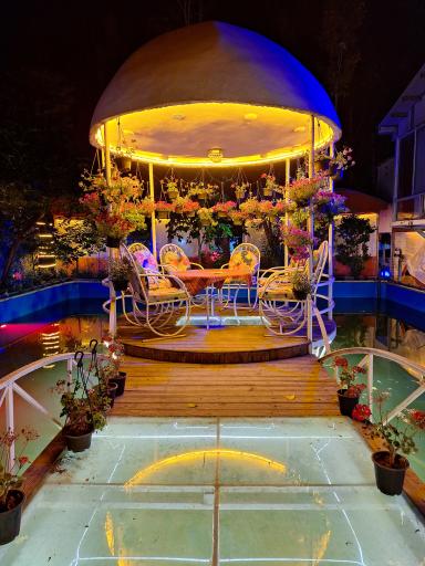 عکس کافی شاپ مروارید قلعه