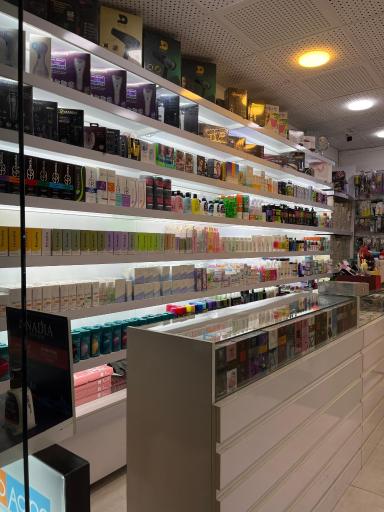 عکس آرایشی لیرا 