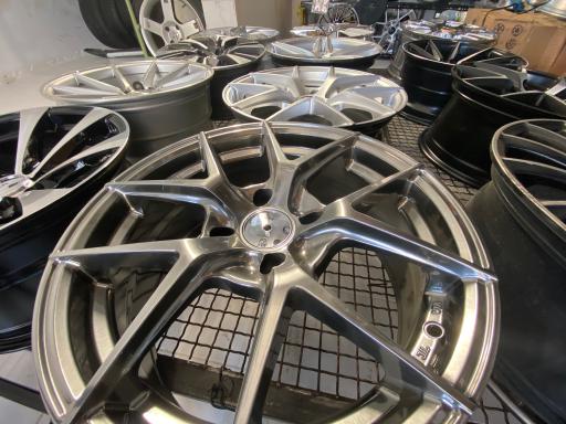 عکس رینگ و لاستیک خرسندی