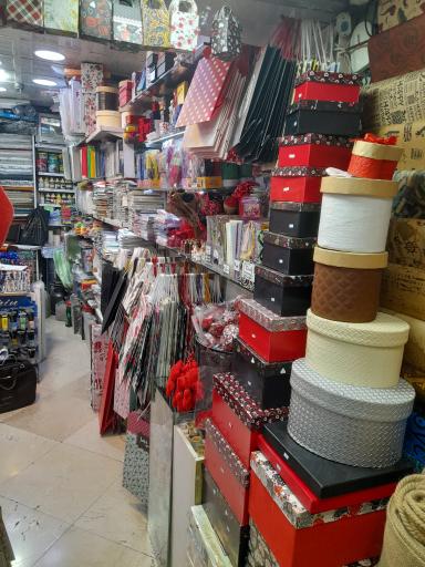 عکس فروشگاه لوازم التحریر پیکاسو