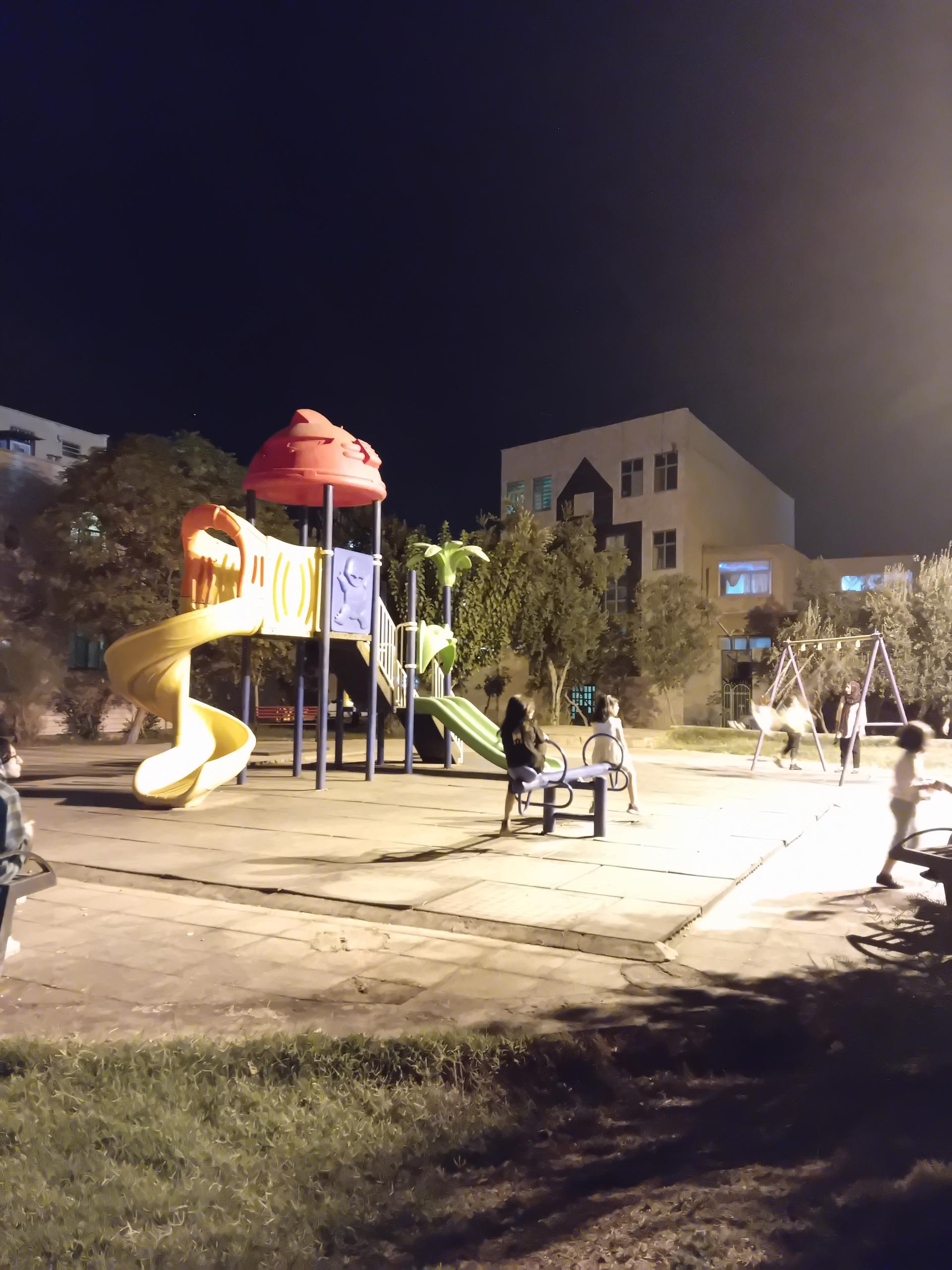 عکس پارک سه راه کارخونه