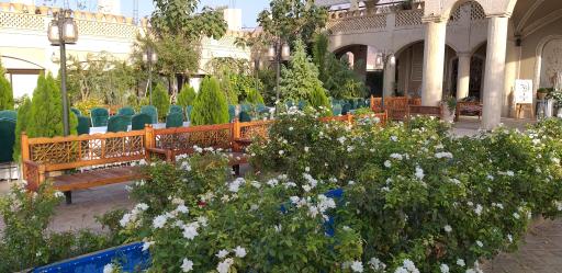 عکس آریا باغ