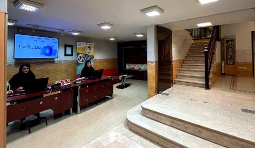 عکس موسسه زبان گویش (دروازه تهران)