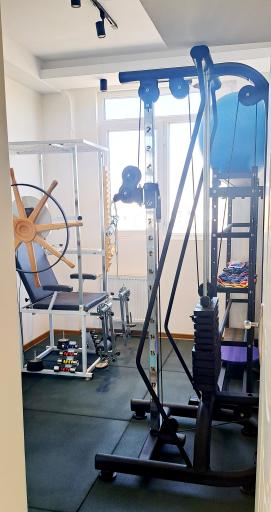 عکس فیزیوتراپی رایکا