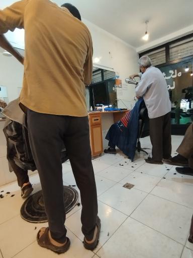 آرایشگاه نیما