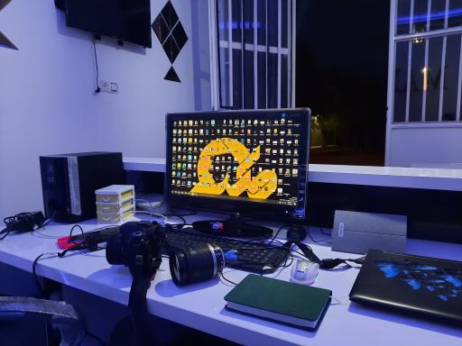 عکس استودیو فیلم و عکس مکث