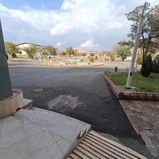 عکس دانشگاه بین المللی منطقه آزاد ماکو