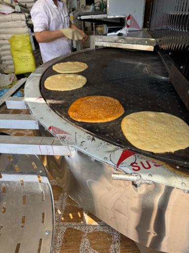 عکس نان کامل